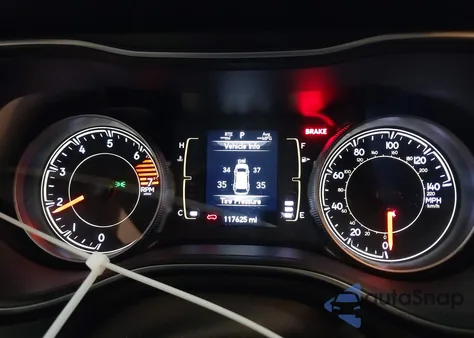 2020 Jeep Cherokee Altitude 4X4 from USA, damaged, VIN 1C4PJMLB4LD584156